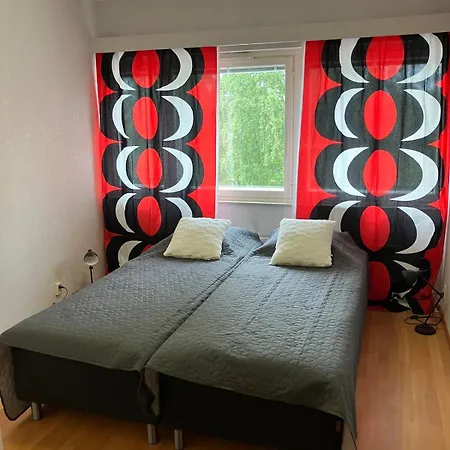 Asunto Kirkkokadulla Lapuan Ydinkeskustassa * Lappo